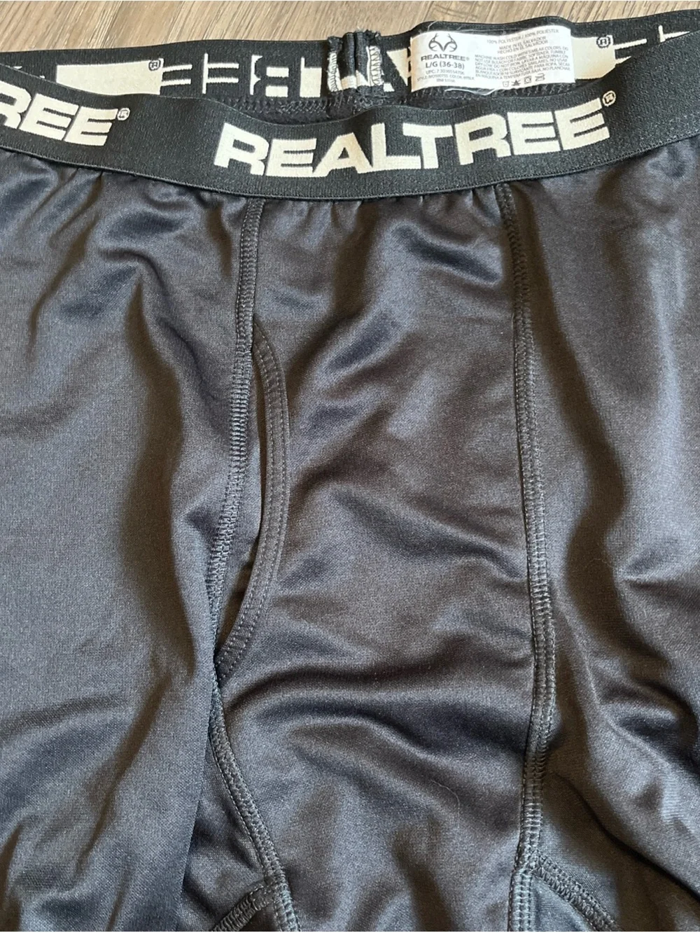 Realtree Black Compression Base Layer Pants L